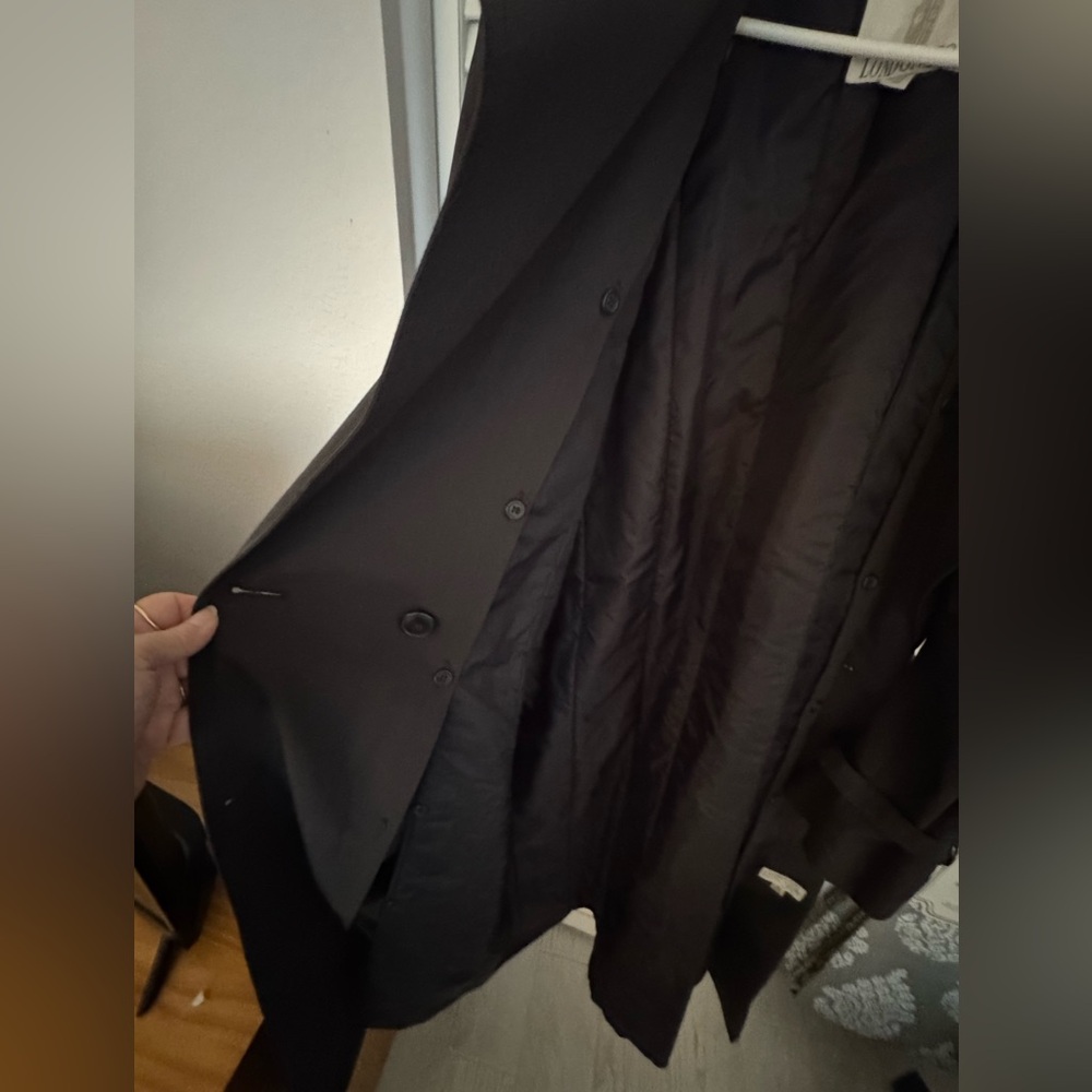 Women’s classic London Fog maxi trench, 14 - Picture 6 of 9